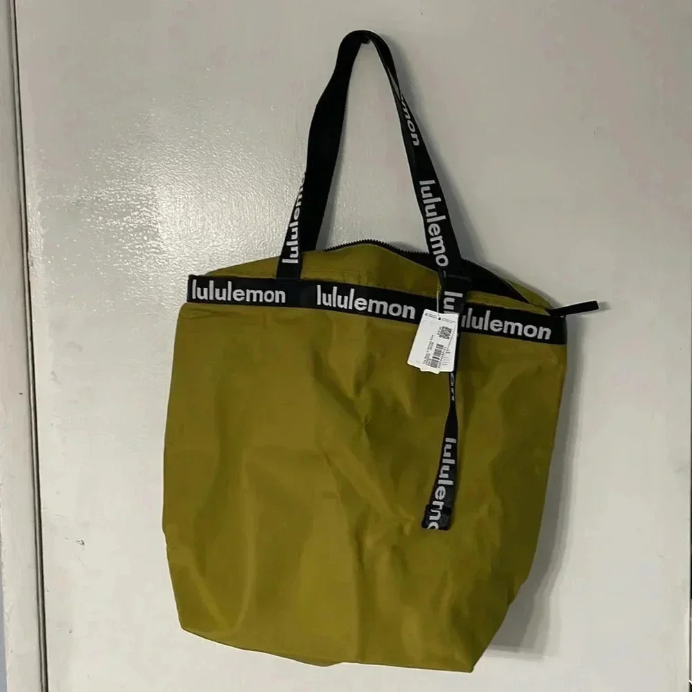 Lululemon the rest is written tote - Picture 2 of 7